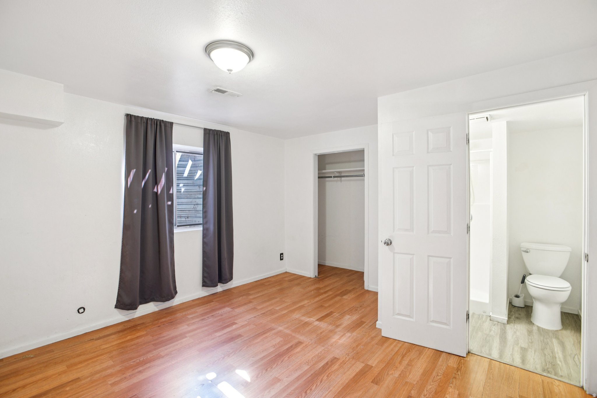 OXFORD STREET - Residential