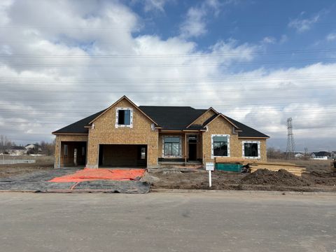 Photo of 322 N TESSA CREEK WAY W #429, Kaysville, UT 84037 (MLS # 2133521)