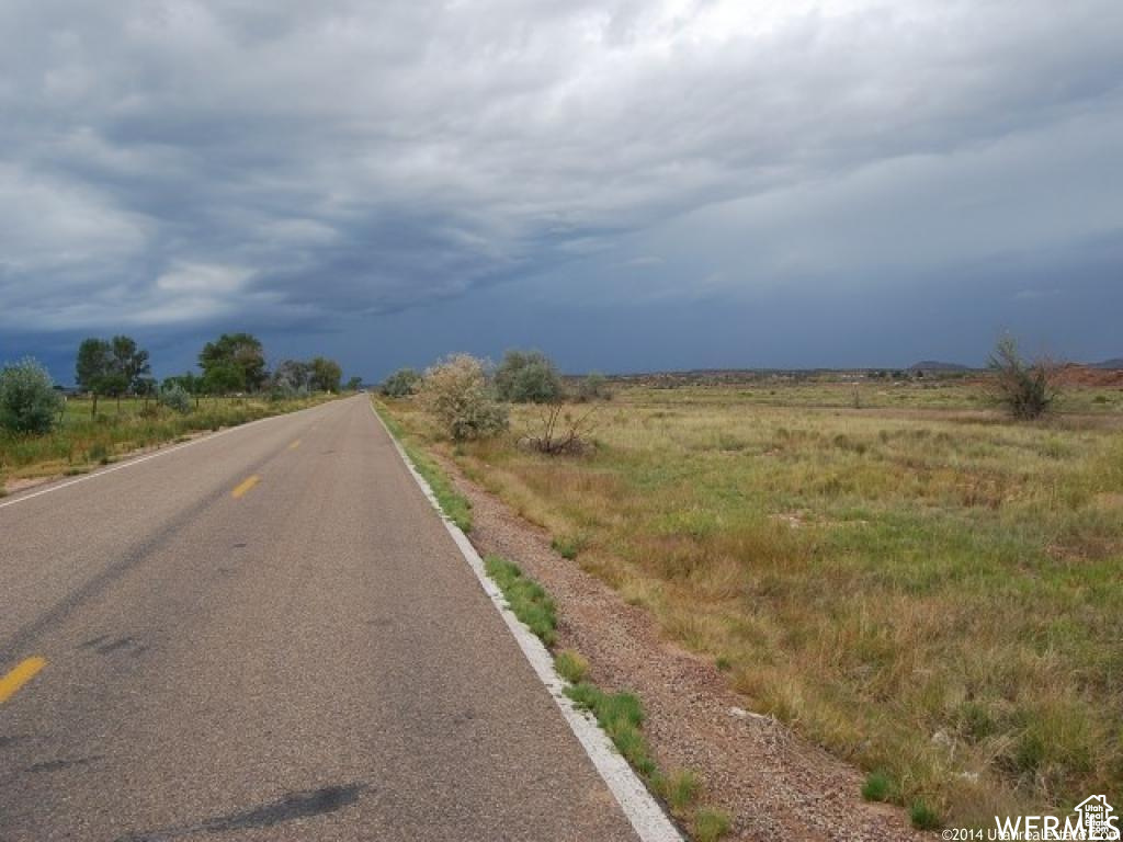 AIRPORT MEADOWS - Land