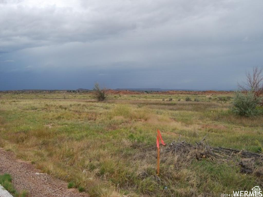 AIRPORT MEADOWS - Land