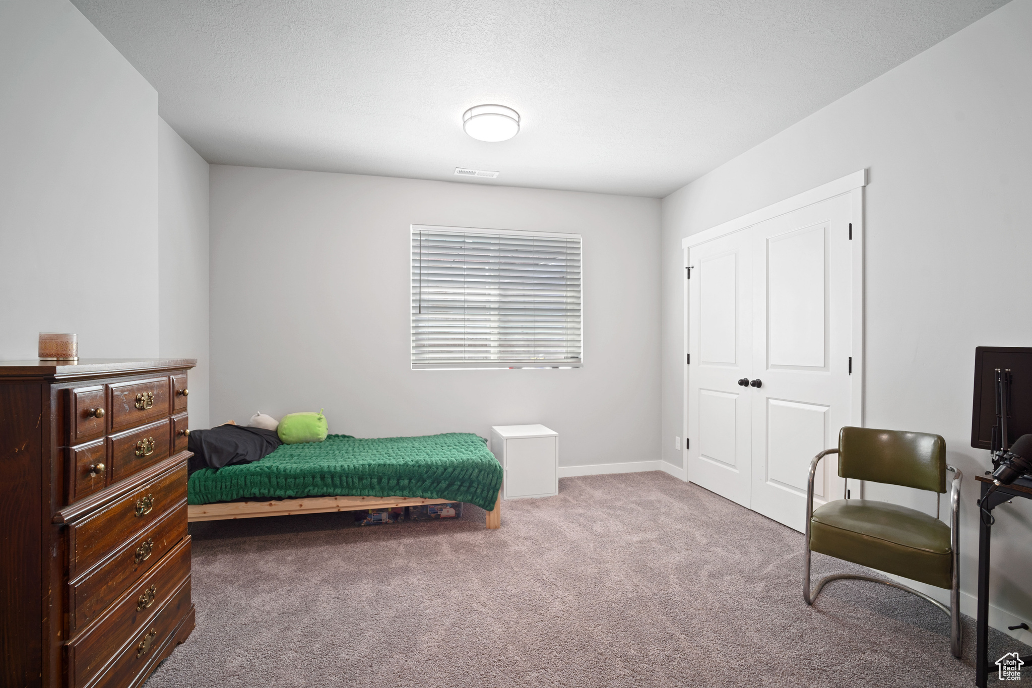 1042 W Shoreline Dr, Layton, Utah image 32