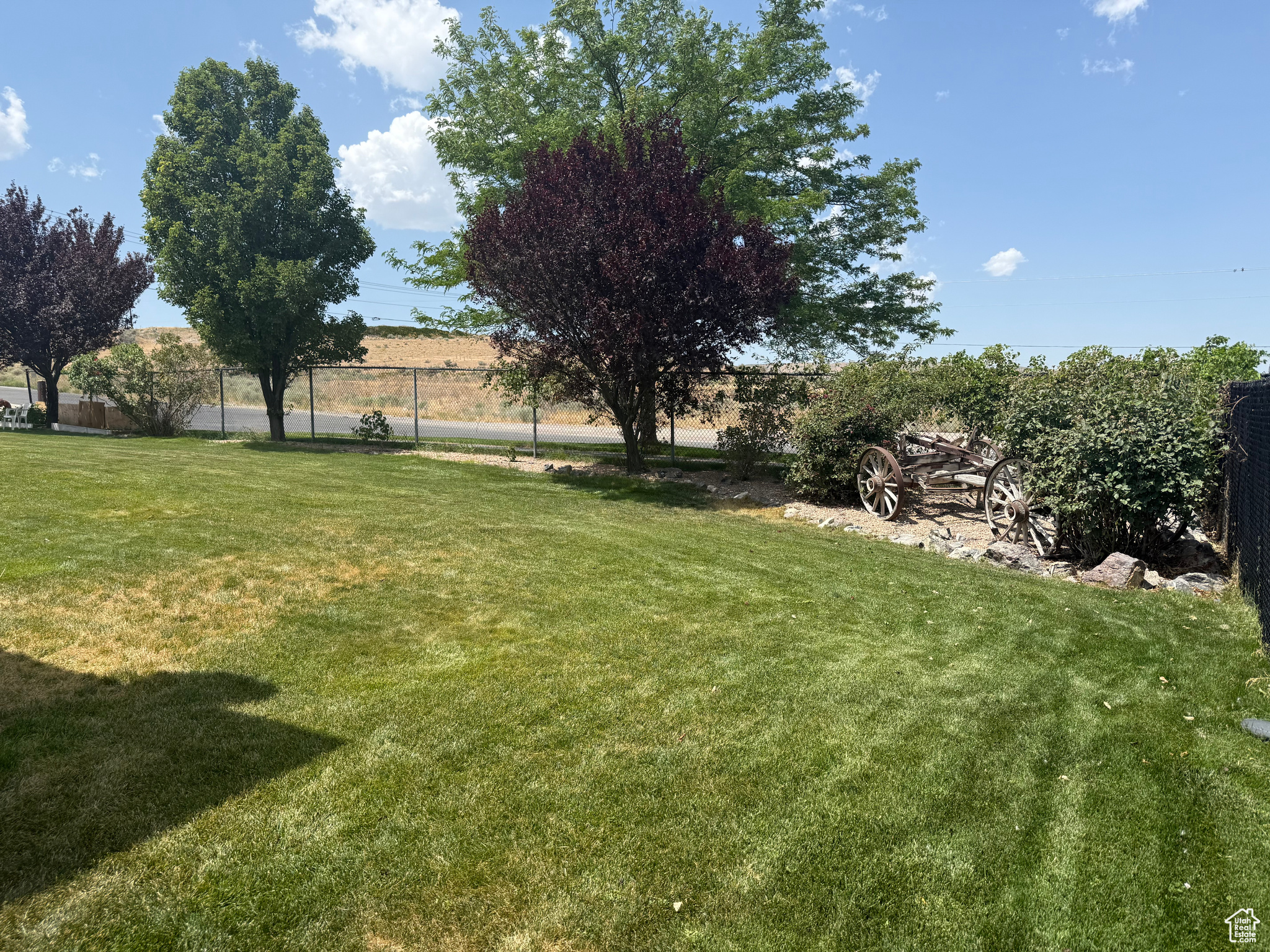 SUNRISE MEADOWS - Residential