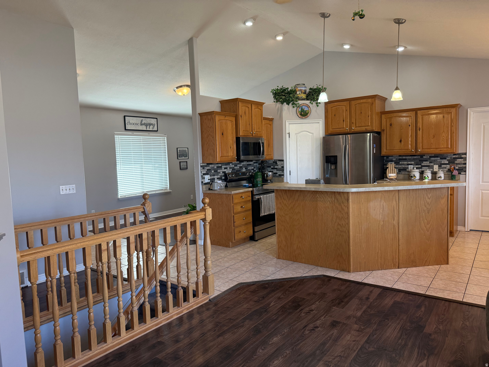 SUNRISE MEADOWS - Residential