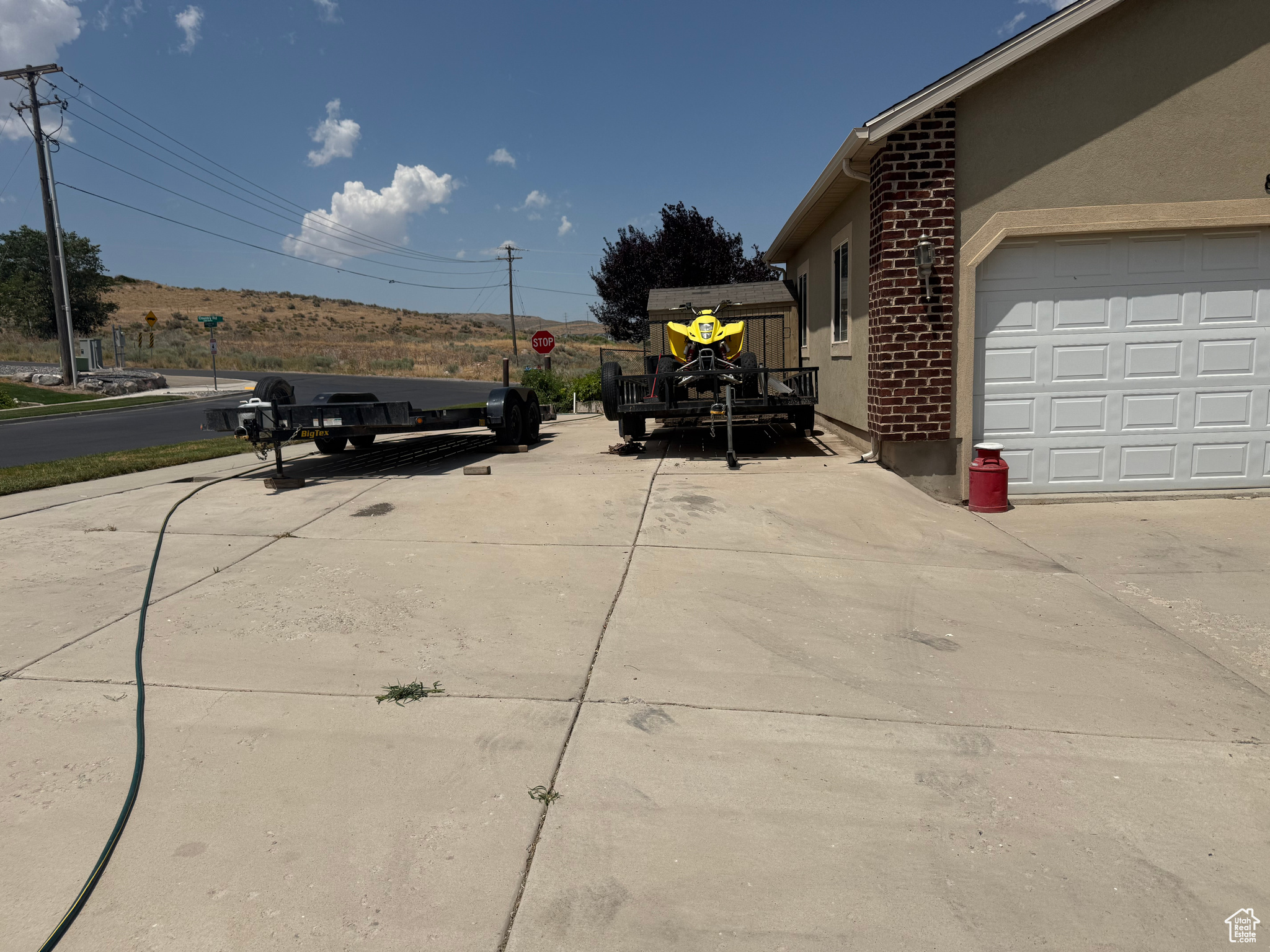 SUNRISE MEADOWS - Residential