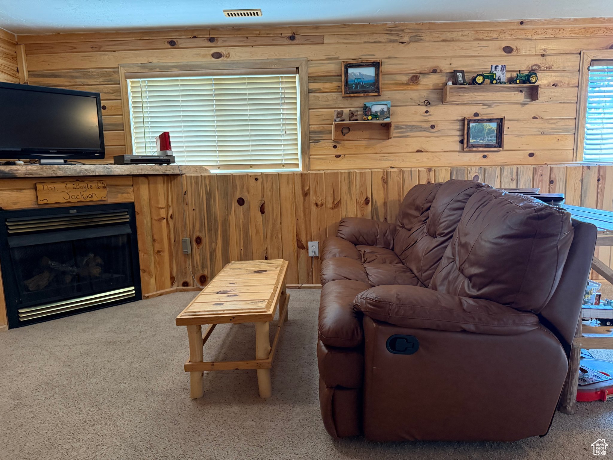 SUNRISE MEADOWS - Residential