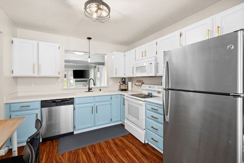 Tiny photo for 418 N 580 W, American Fork, UT 84003 (MLS # 2154058)