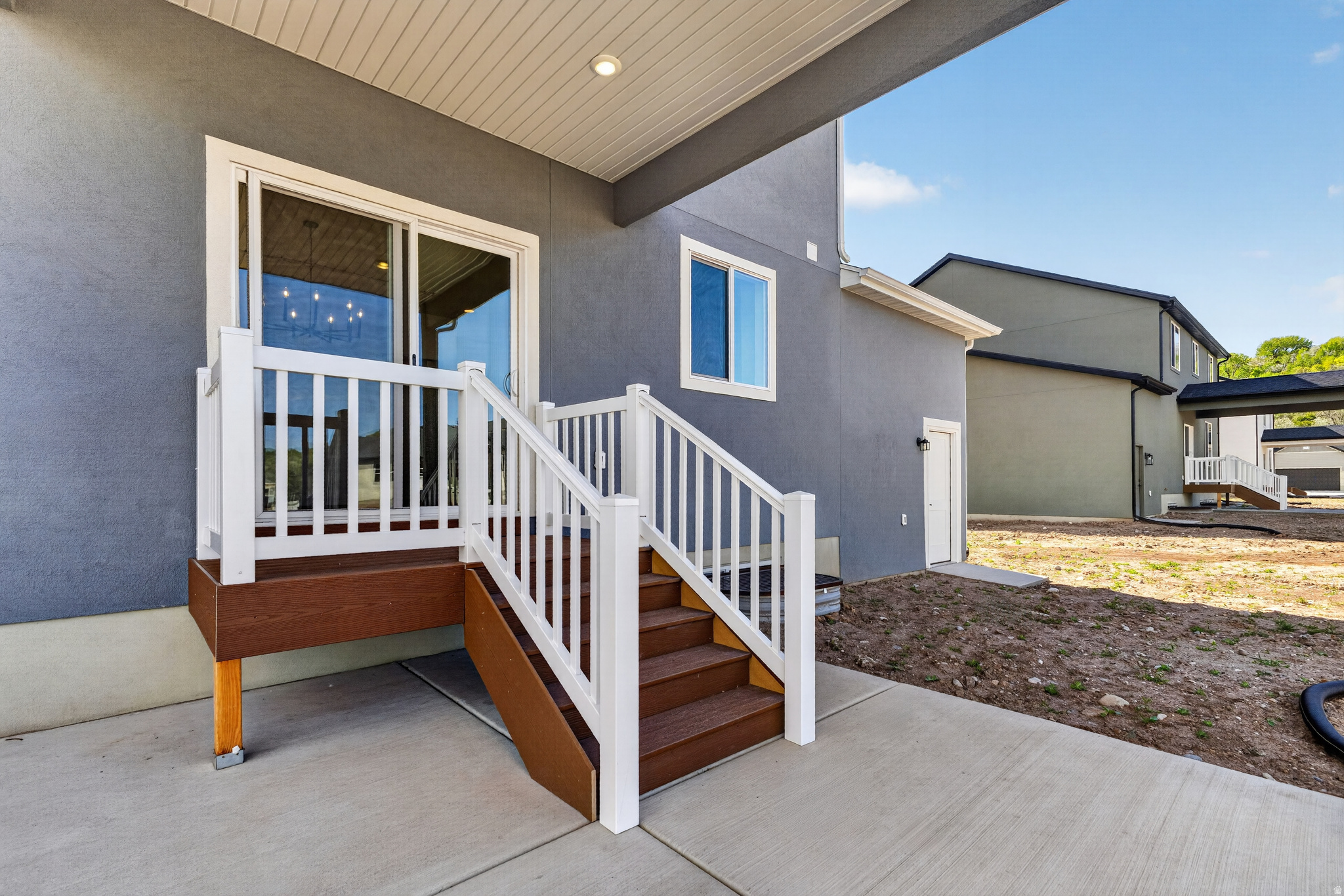 RIVERWOOD - Residential