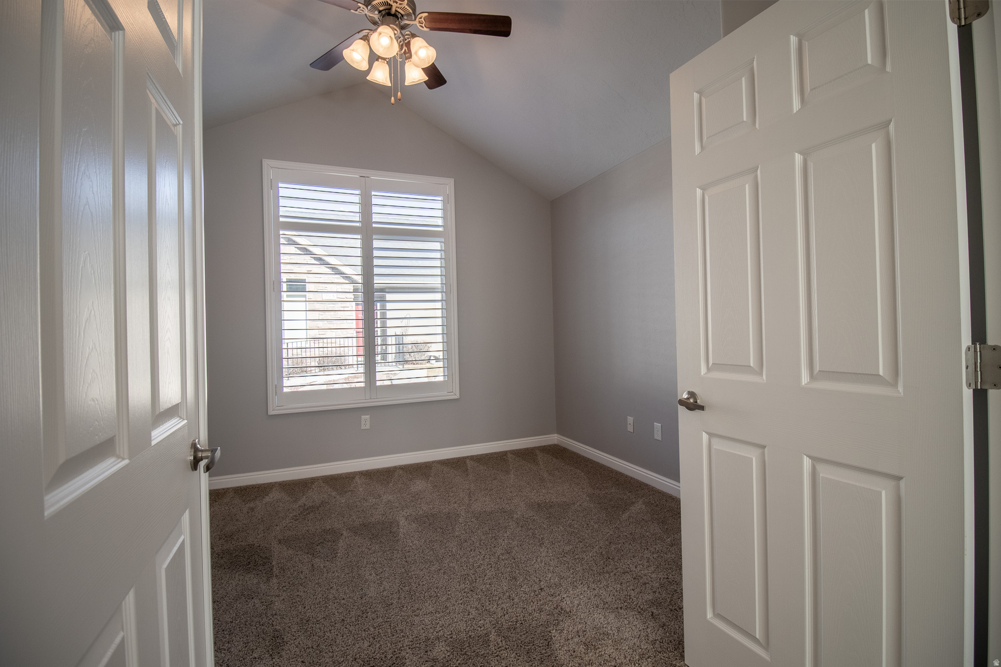 BRIDLEWOOD VILLAS - Residential