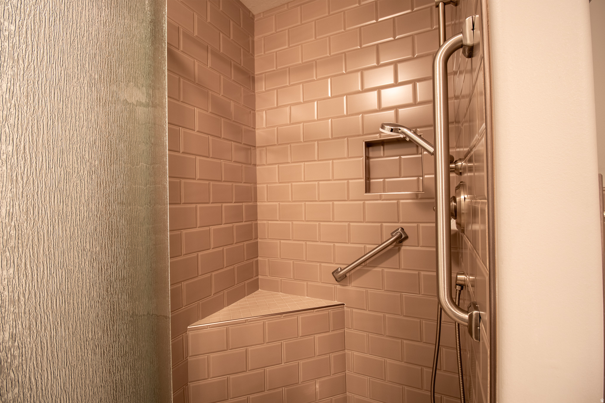 BRIDLEWOOD VILLAS - Residential