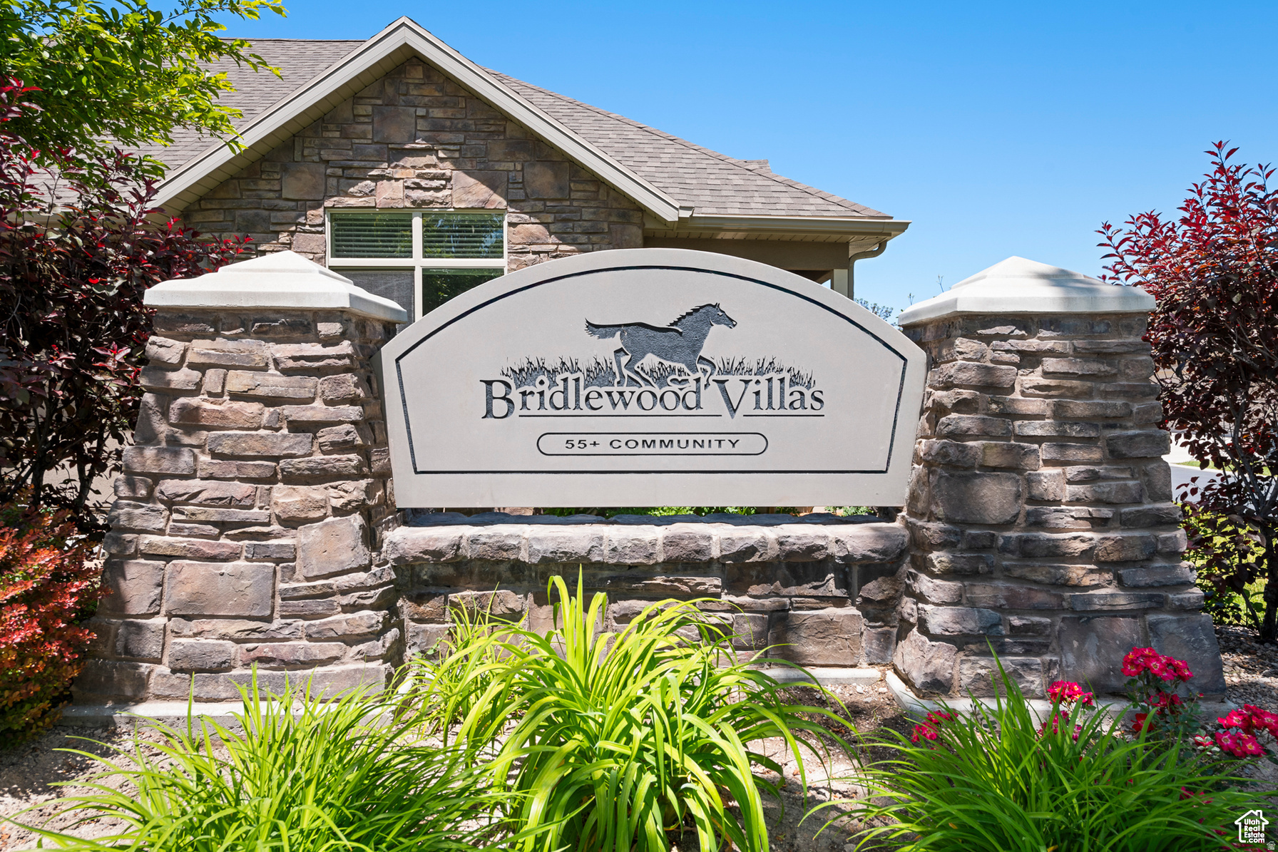 BRIDLEWOOD VILLAS - Residential