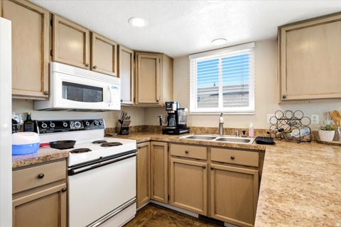 Tiny photo for 5220 S 2100 W, Roy, UT 84067 (MLS # 2185430)
