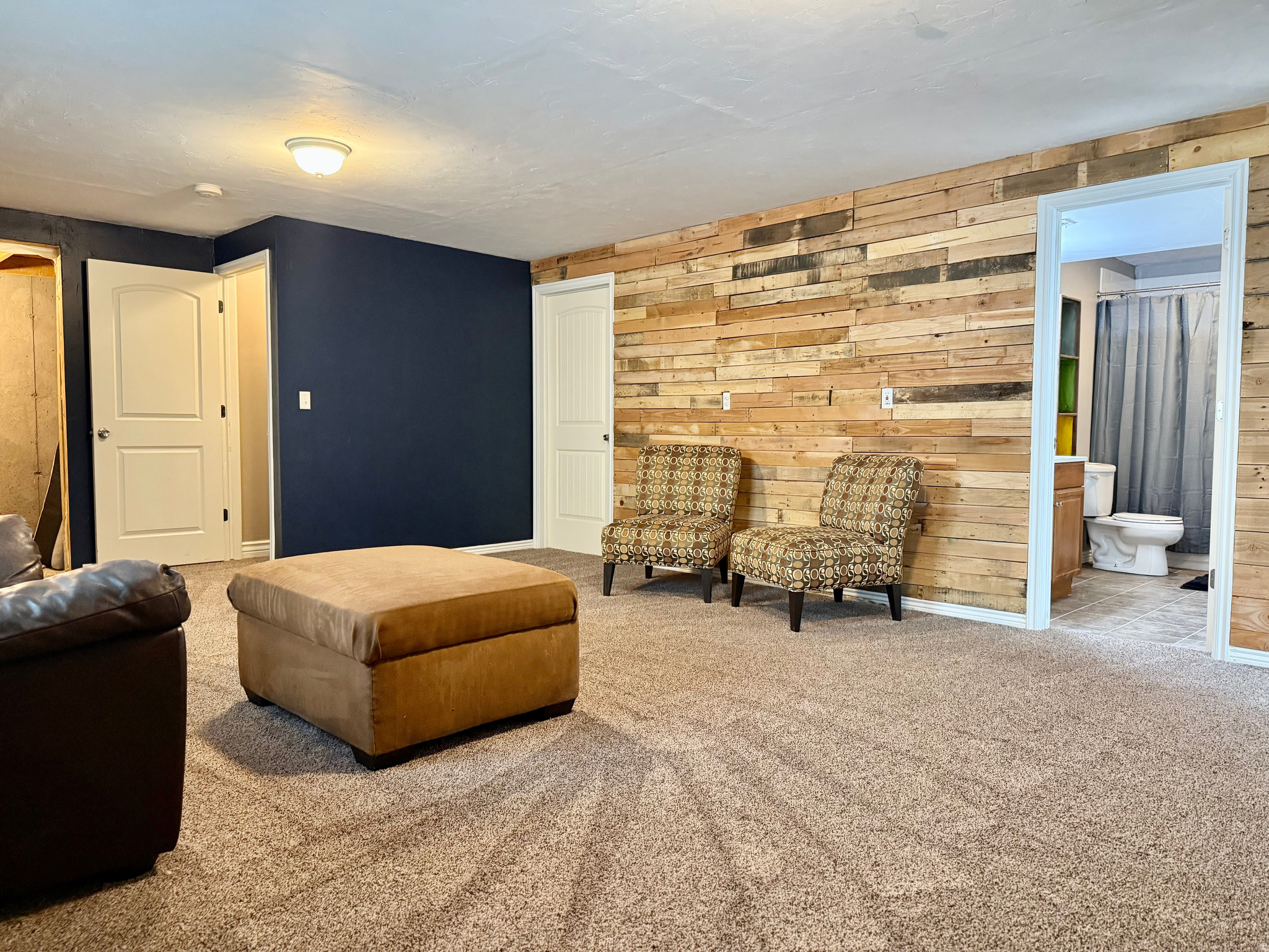 EAGLE POINT - Residential