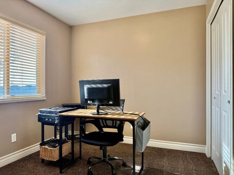 Tiny photo for 1526 E SHADOW DR, Eagle Mountain, UT 84005 (MLS # 2124756)