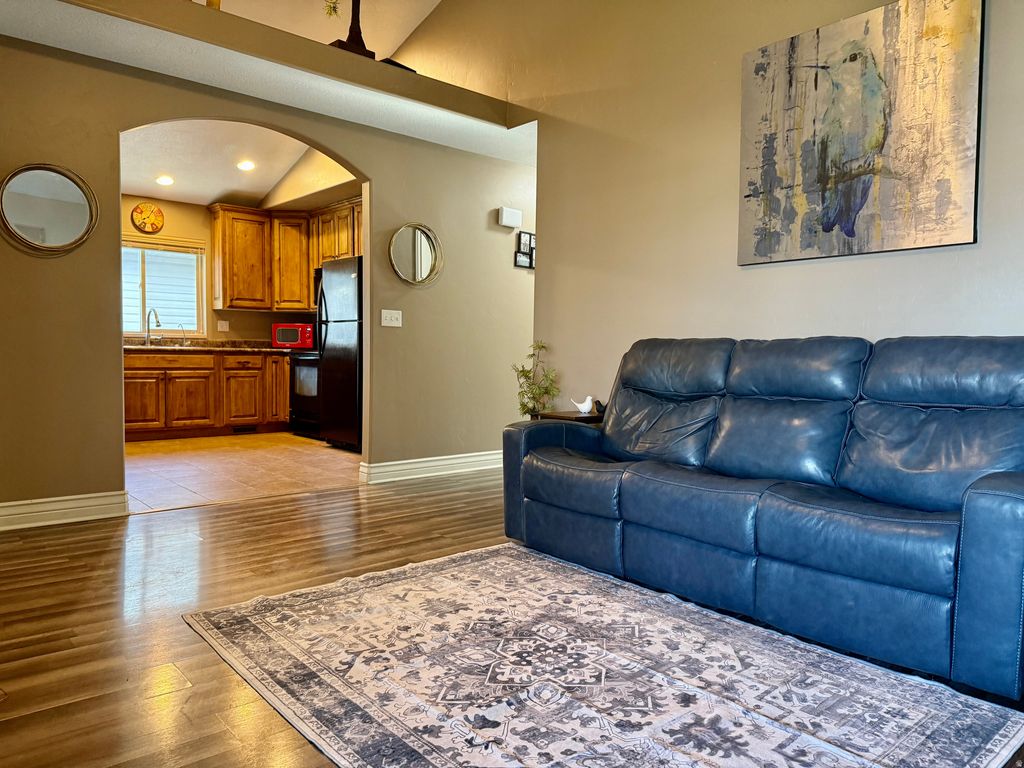 Photo of 1526 E SHADOW DR, Eagle Mountain, UT 84005 (MLS # 2124756)