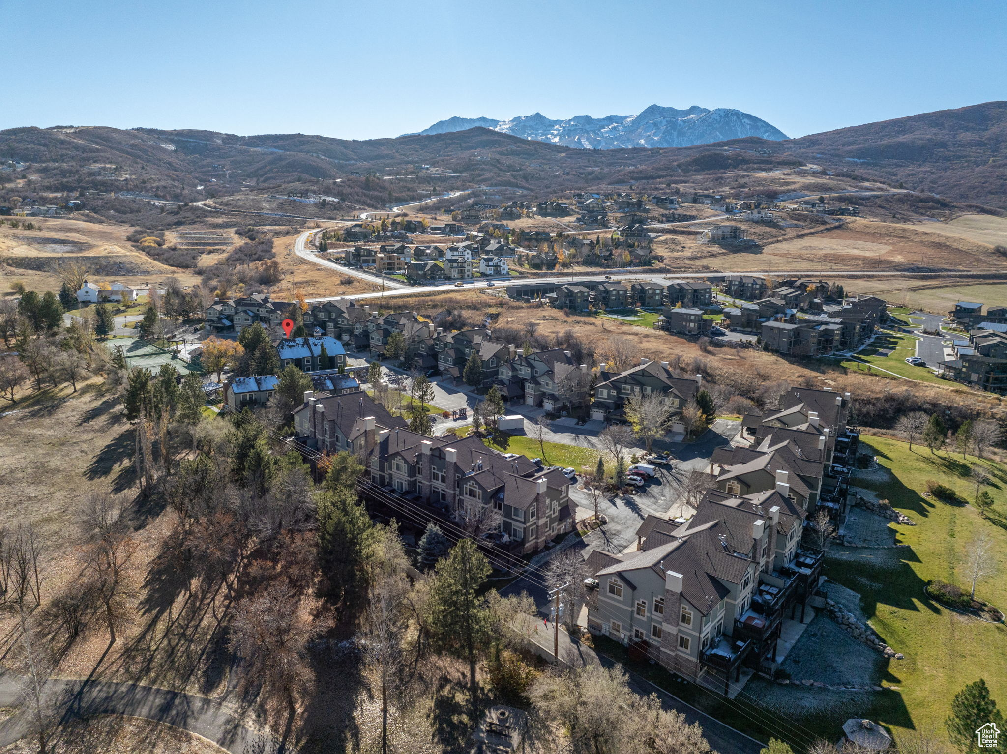 LAKESIDE VILLAGE - Residential