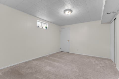 Tiny photo for 806 VISTA DR, South Ogden, UT 84403 (MLS # 2175153)