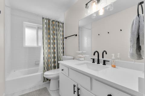 Tiny photo for 806 VISTA DR, South Ogden, UT 84403 (MLS # 2175153)