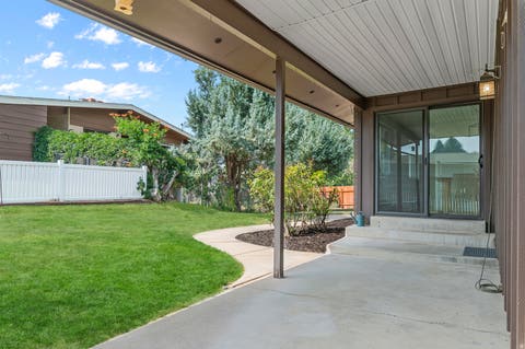 Tiny photo for 806 VISTA DR, South Ogden, UT 84403 (MLS # 2175153)