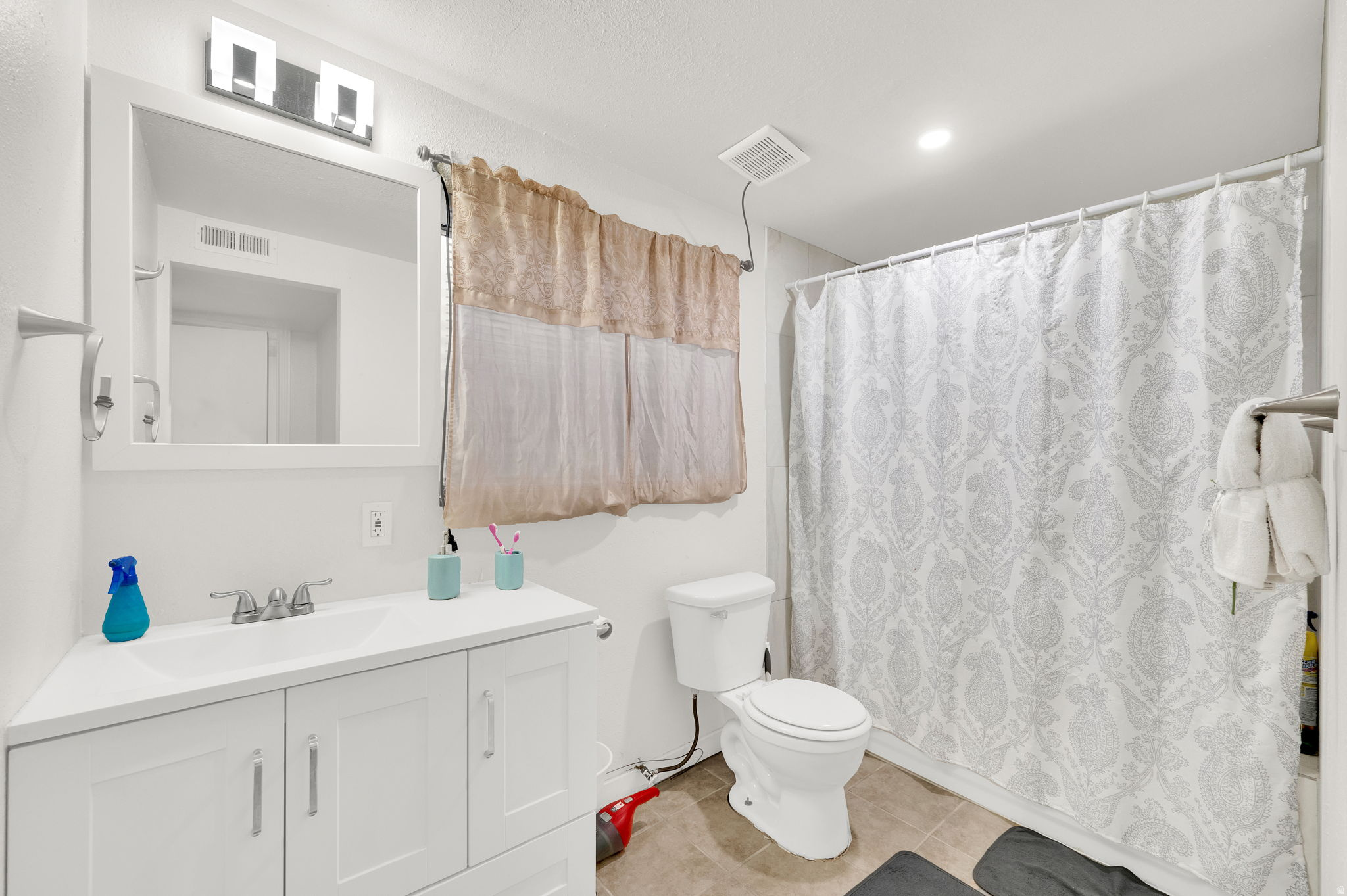 TWINS OF ARDEN - Residential