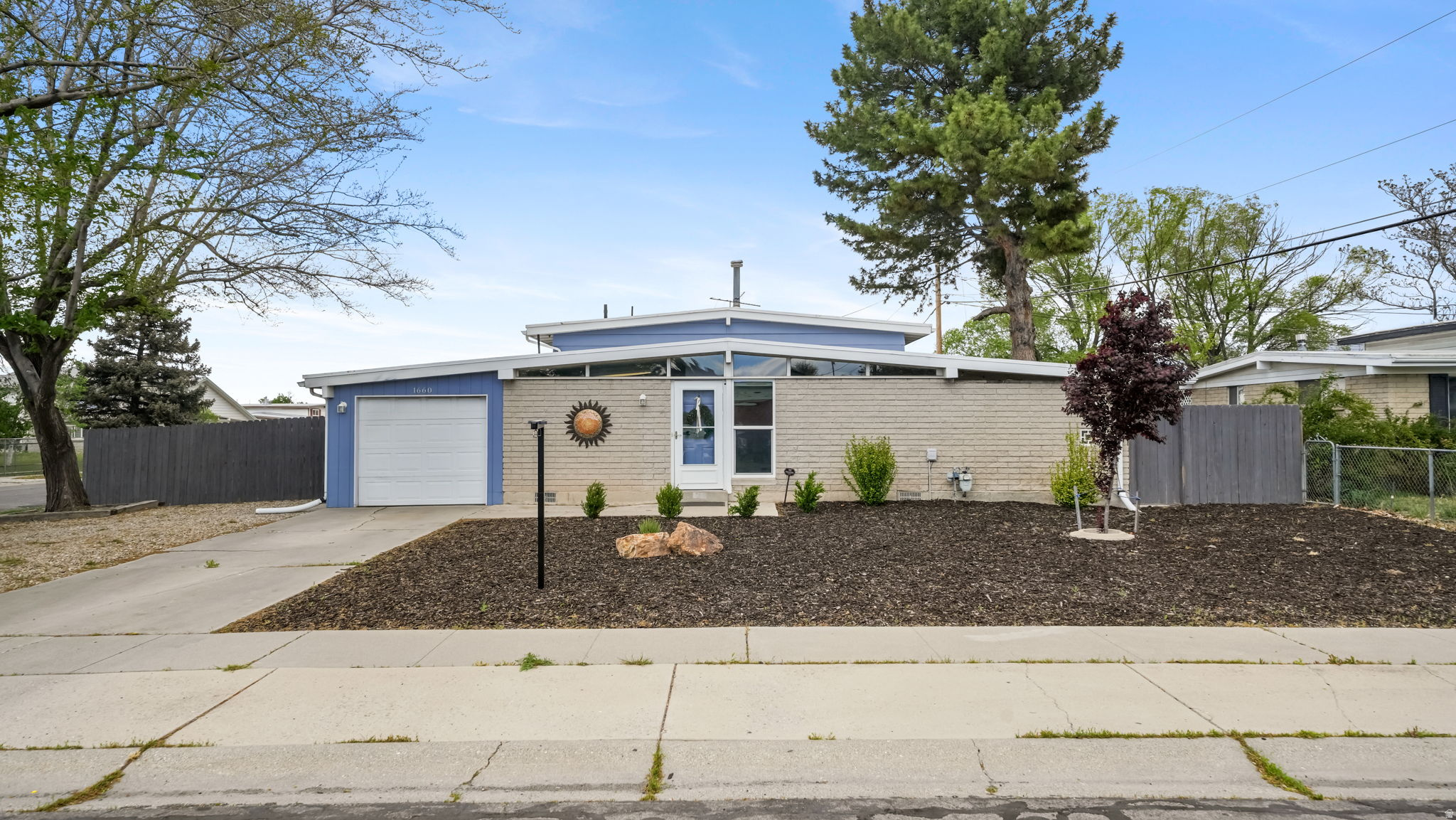 BEST VIEW #7 - Residential