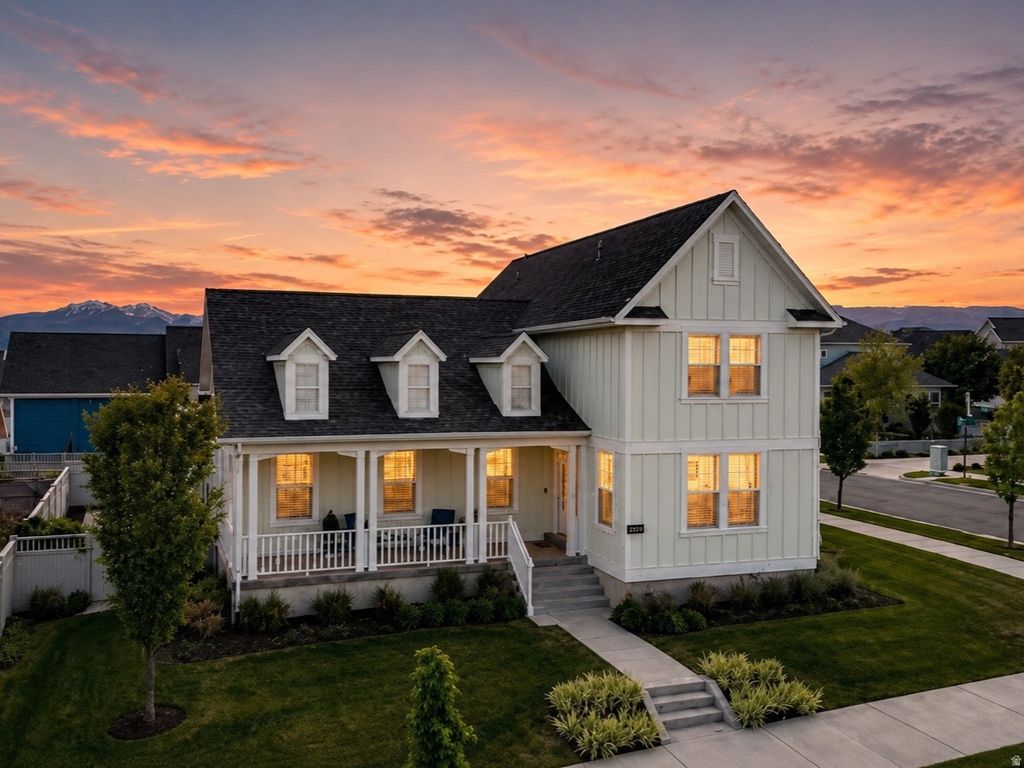 Photo of 10952 S PORCINI DR W, South Jordan, UT 84009 (MLS # 2155975)