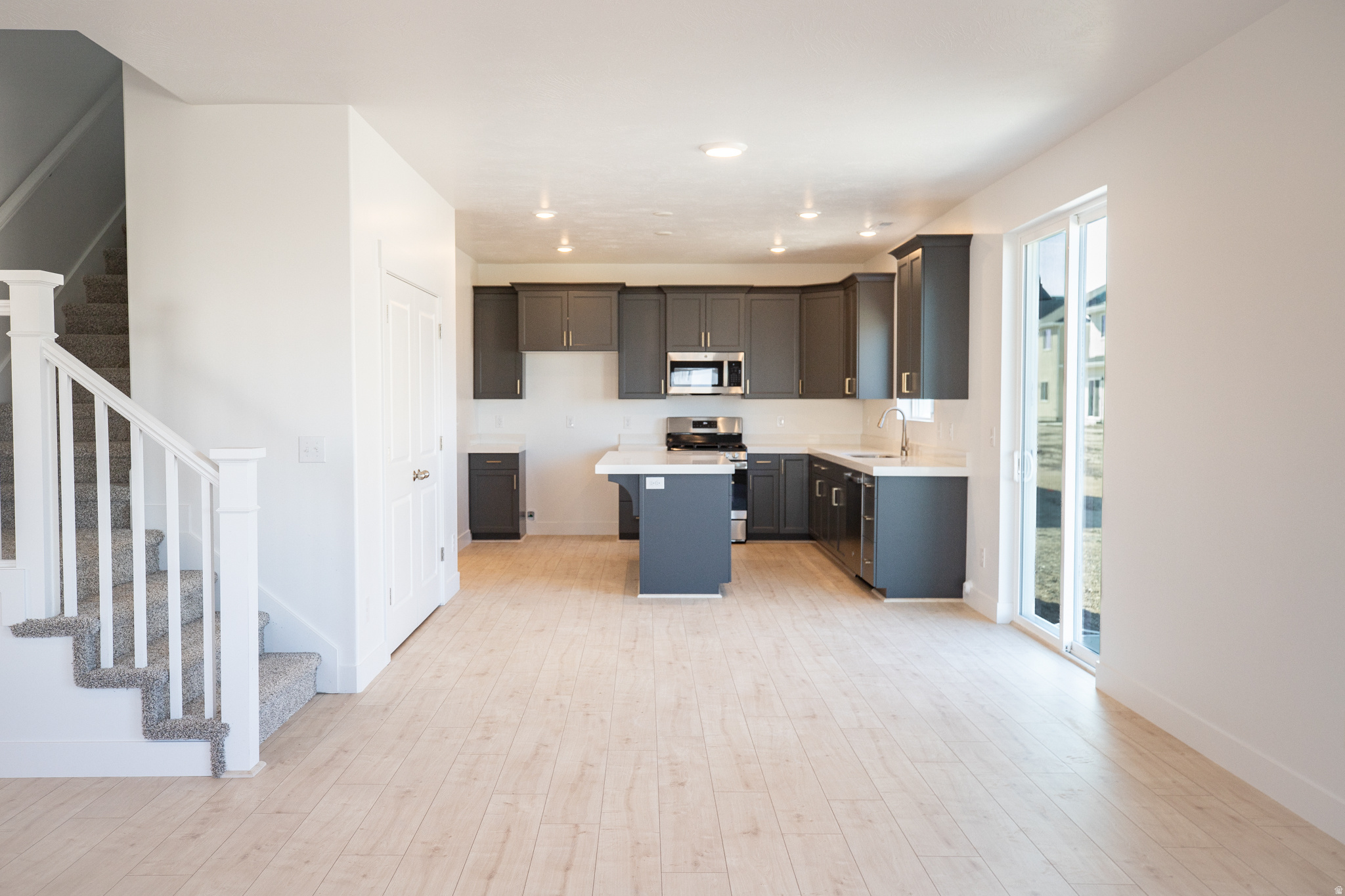 ARROWHEAD SPRINGS - Residential