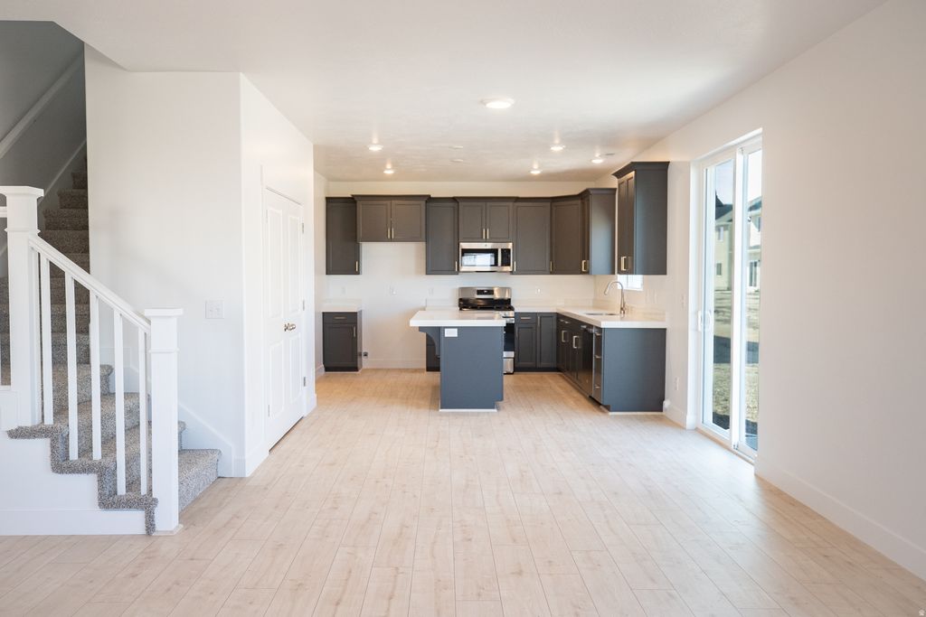 Photo of 1151 N 1020 W, Salem, UT 84653 (MLS # 2137372)