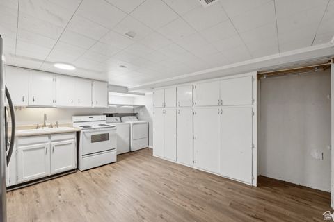 Tiny photo for 2150 E 3205 S, Millcreek, UT 84109 (MLS # 2103822)