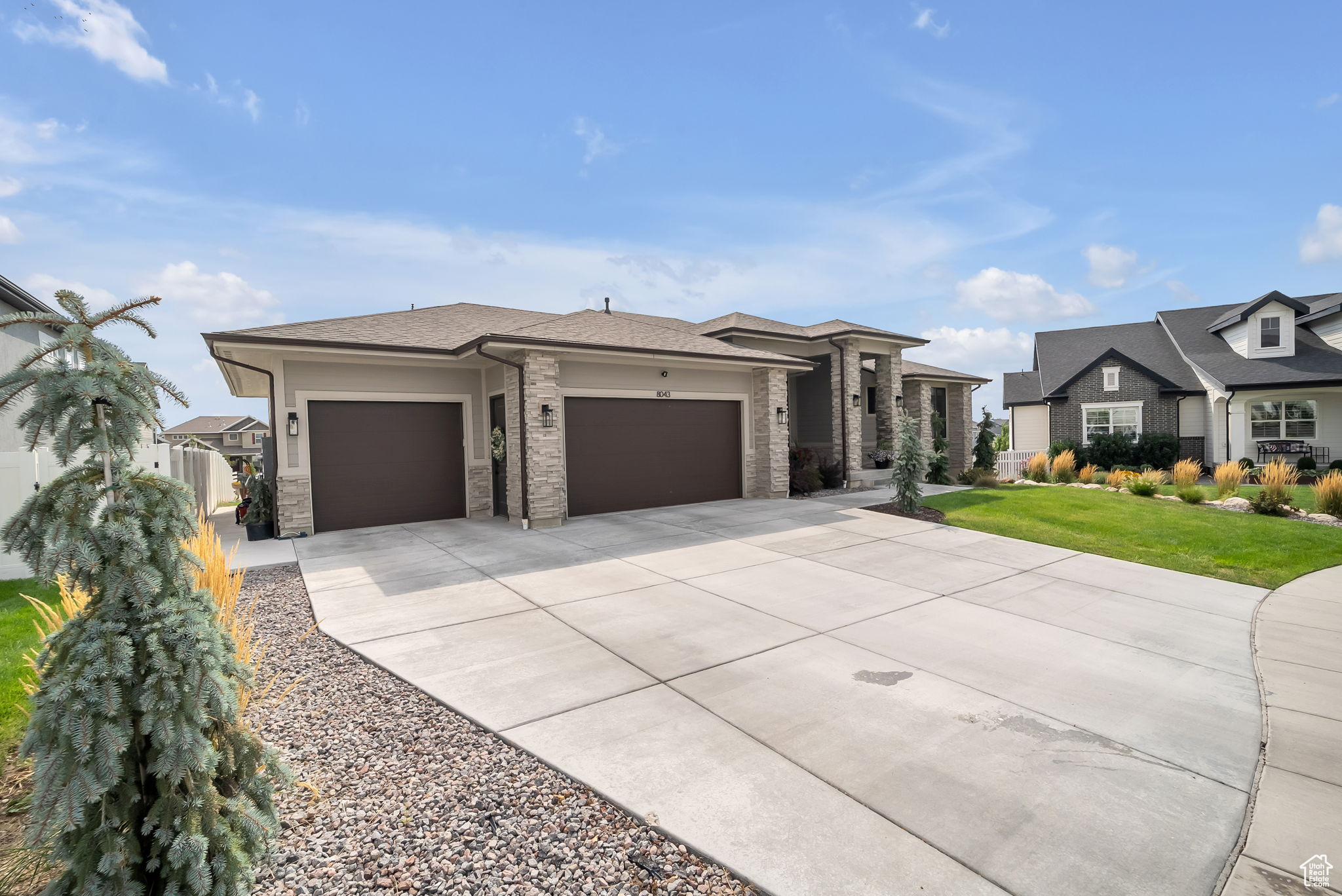 8043 S AMBROSIA LN