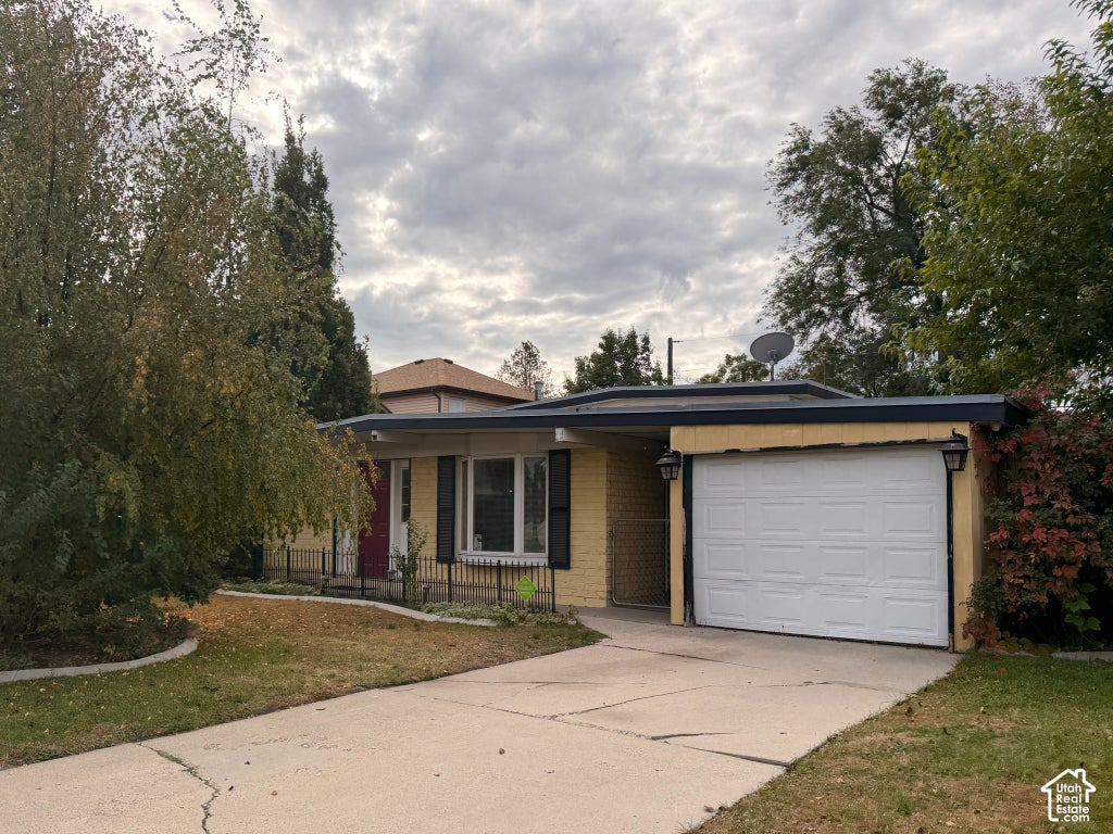 Photo of 507 W ANDERSON AVE, Murray, UT 84123 (MLS # 2192987)