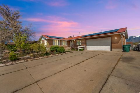 Photo of 1415 S 1250 E, Clearfield, UT 84015 (MLS # 2149264)