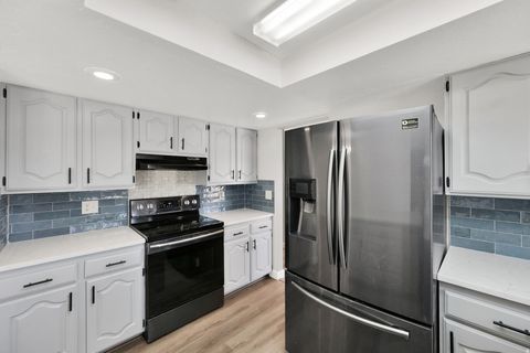 Tiny photo for 1415 S 1250 E, Clearfield, UT 84015 (MLS # 2149264)