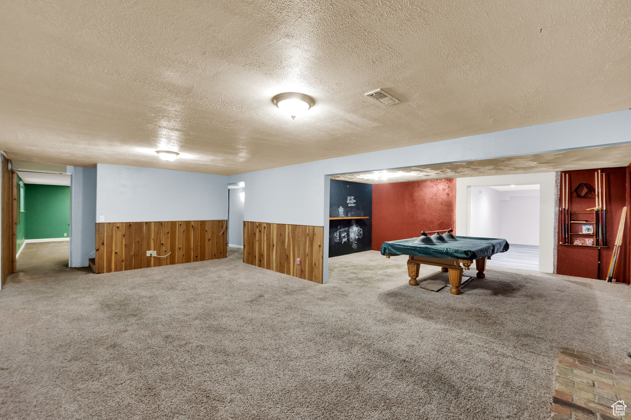 COUNTRY PLACE ESTATES - Residential