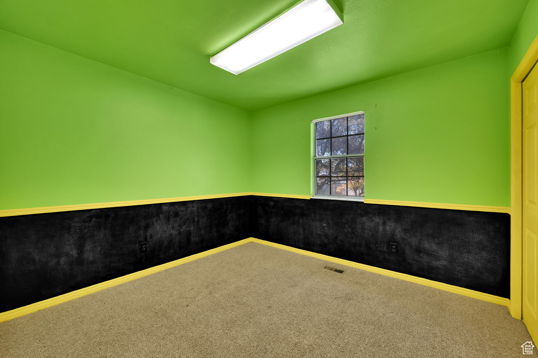 COUNTRY PLACE ESTATES - Residential