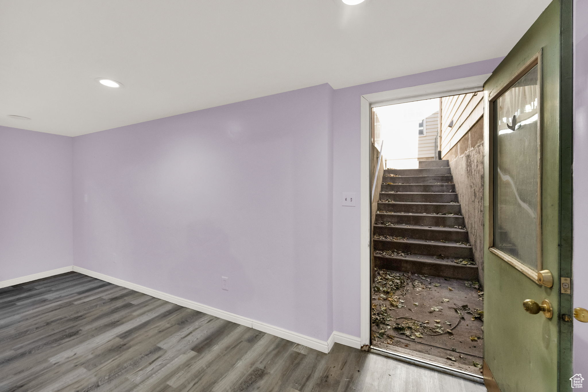 COUNTRY PLACE ESTATES - Residential