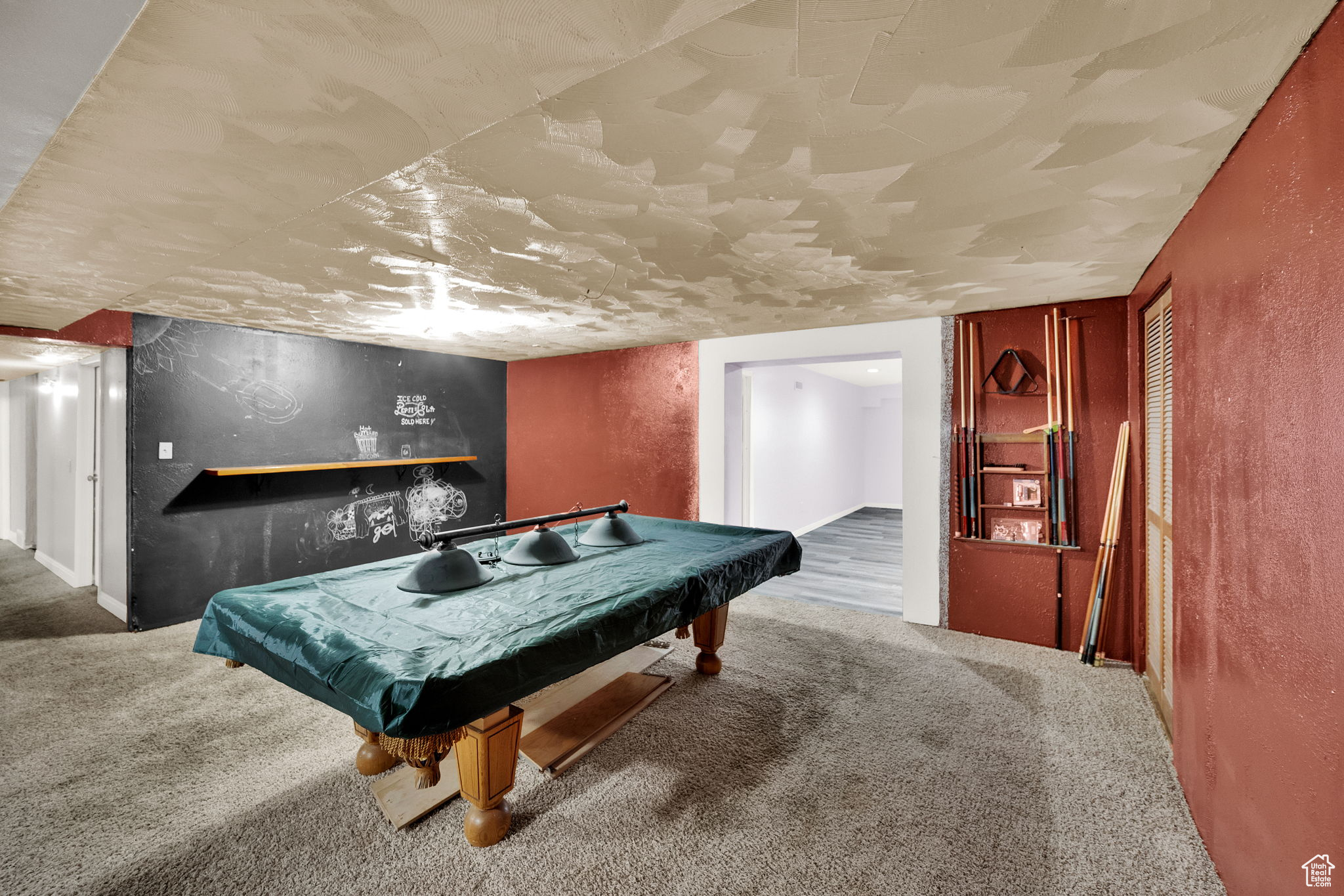 COUNTRY PLACE ESTATES - Residential