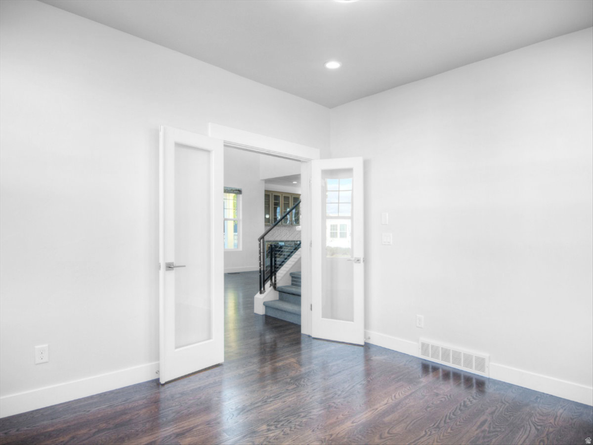 DAYBREAK - Residential