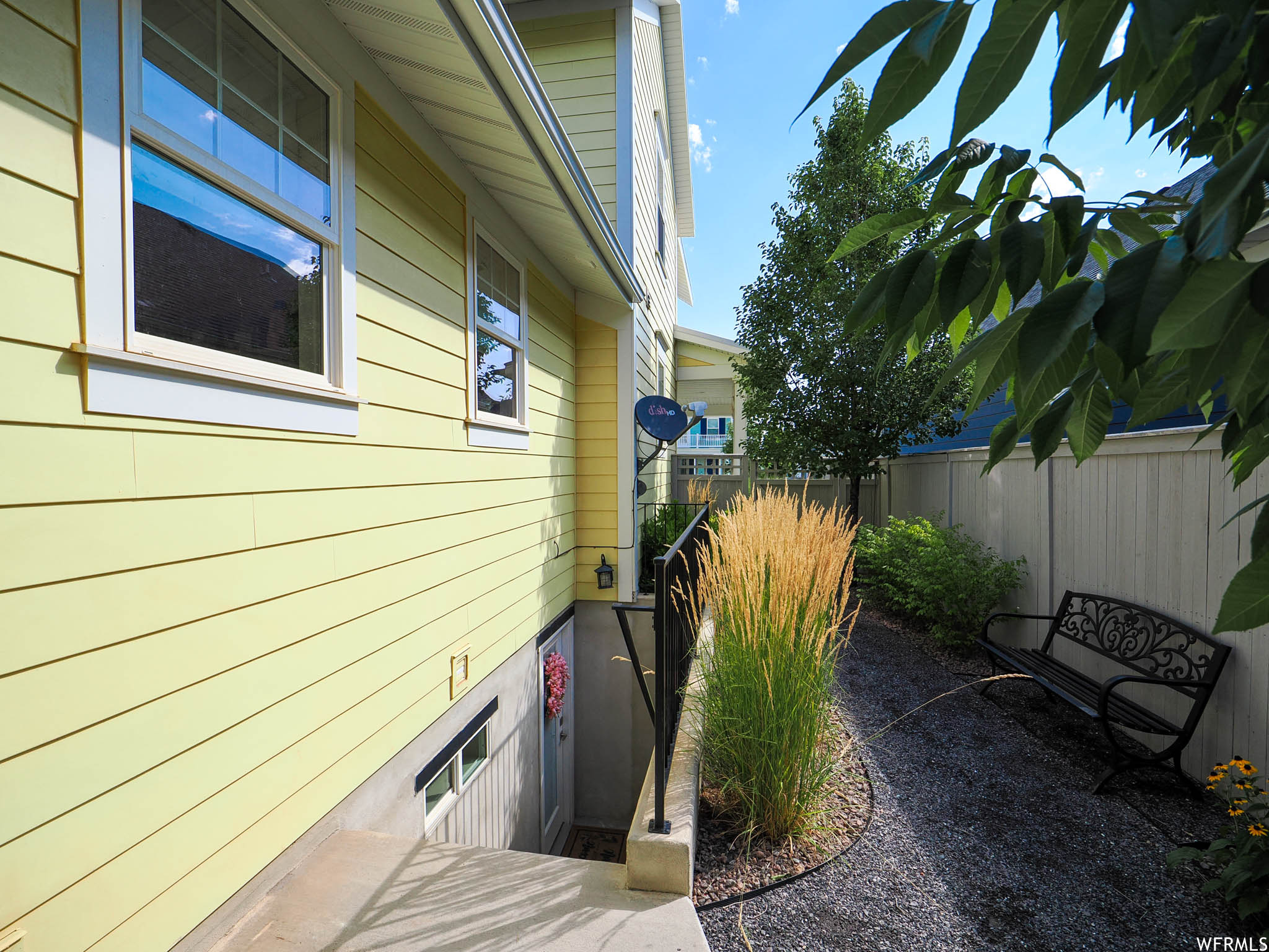 DAYBREAK - Residential