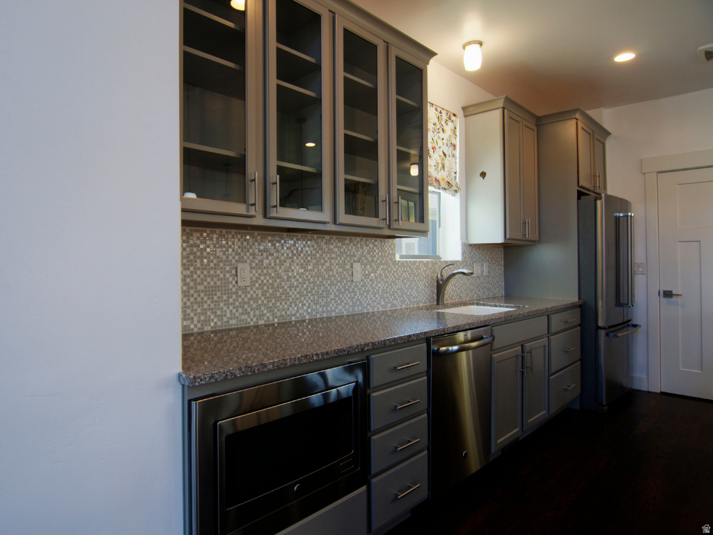 DAYBREAK - Residential