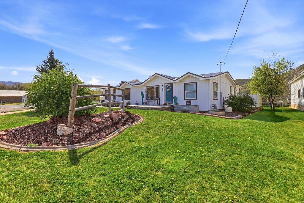 Photo of 393 W MEMORIAL PARK RD, Henefer, UT 84033 (MLS # 2157131)