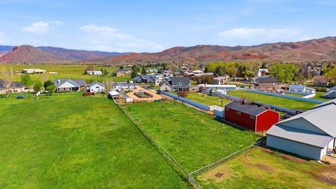 Tiny photo for 393 W MEMORIAL PARK RD, Henefer, UT 84033 (MLS # 2157131)