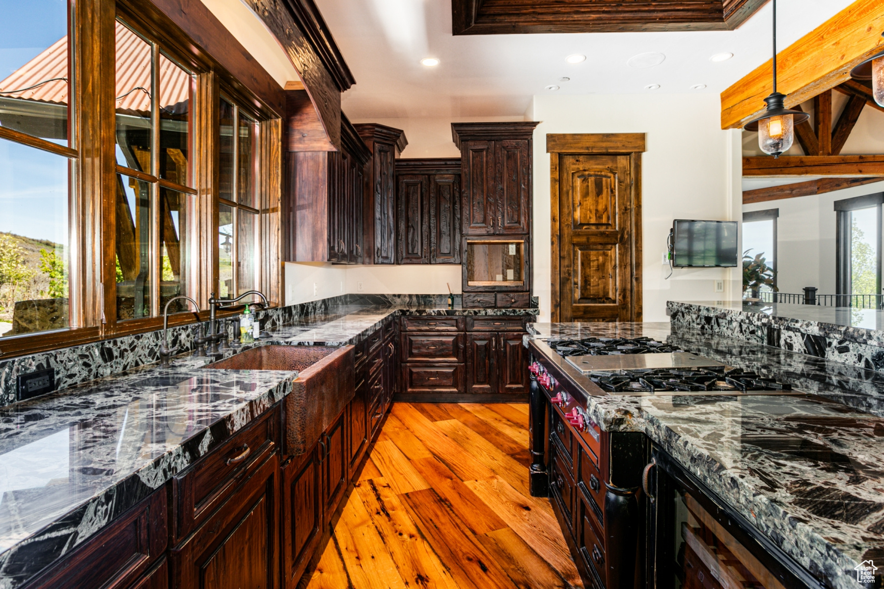 Park City, Utah 84098, United States, 5 Bedrooms Bedrooms, ,6 BathroomsBathrooms,Residential,Pending,55777