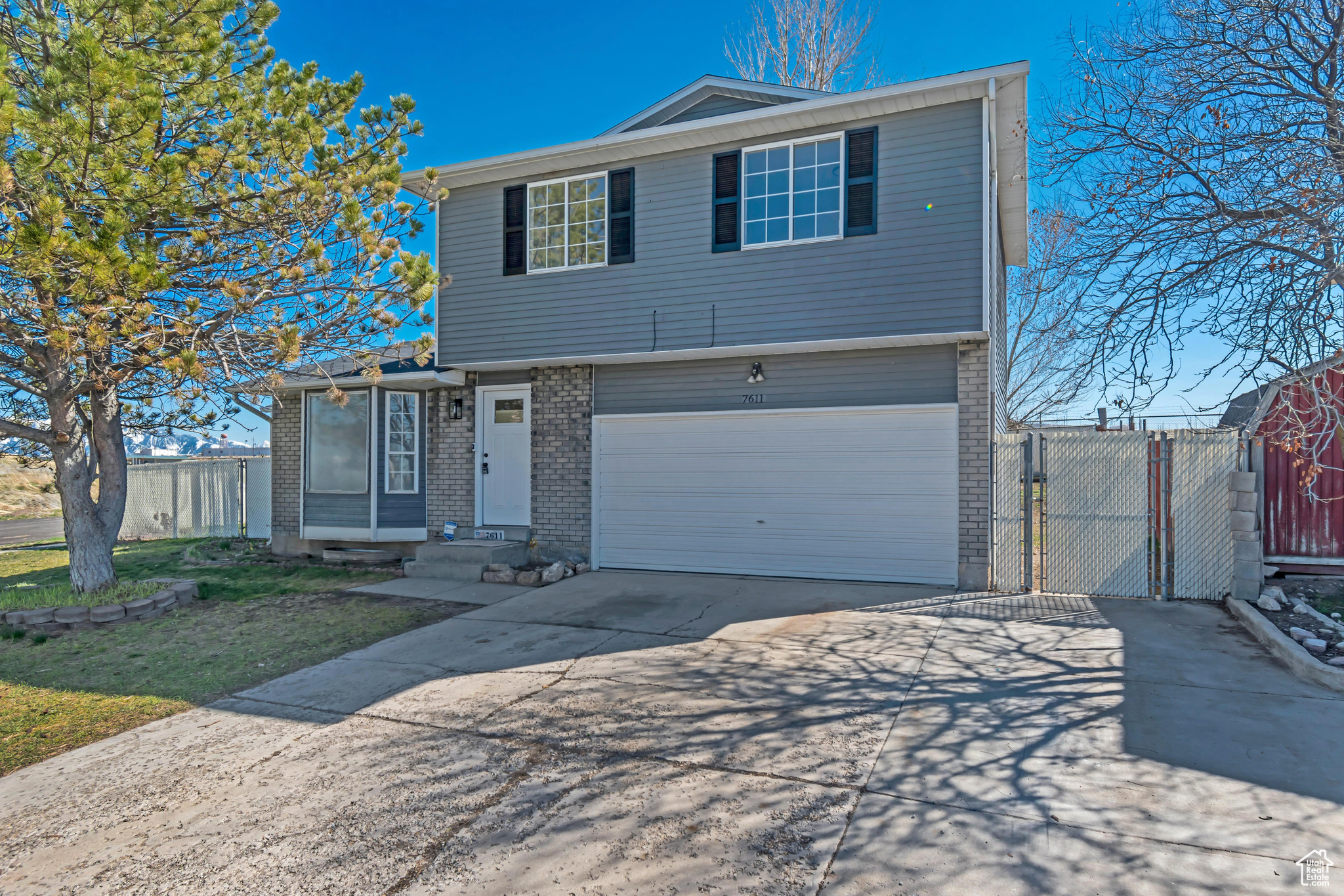 7611 W Maytime Dr, Magna, Utah image 1