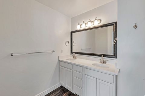 Tiny photo for 4536 W CAVE RUN LN, South Jordan, UT 84009 (MLS # 2158994)