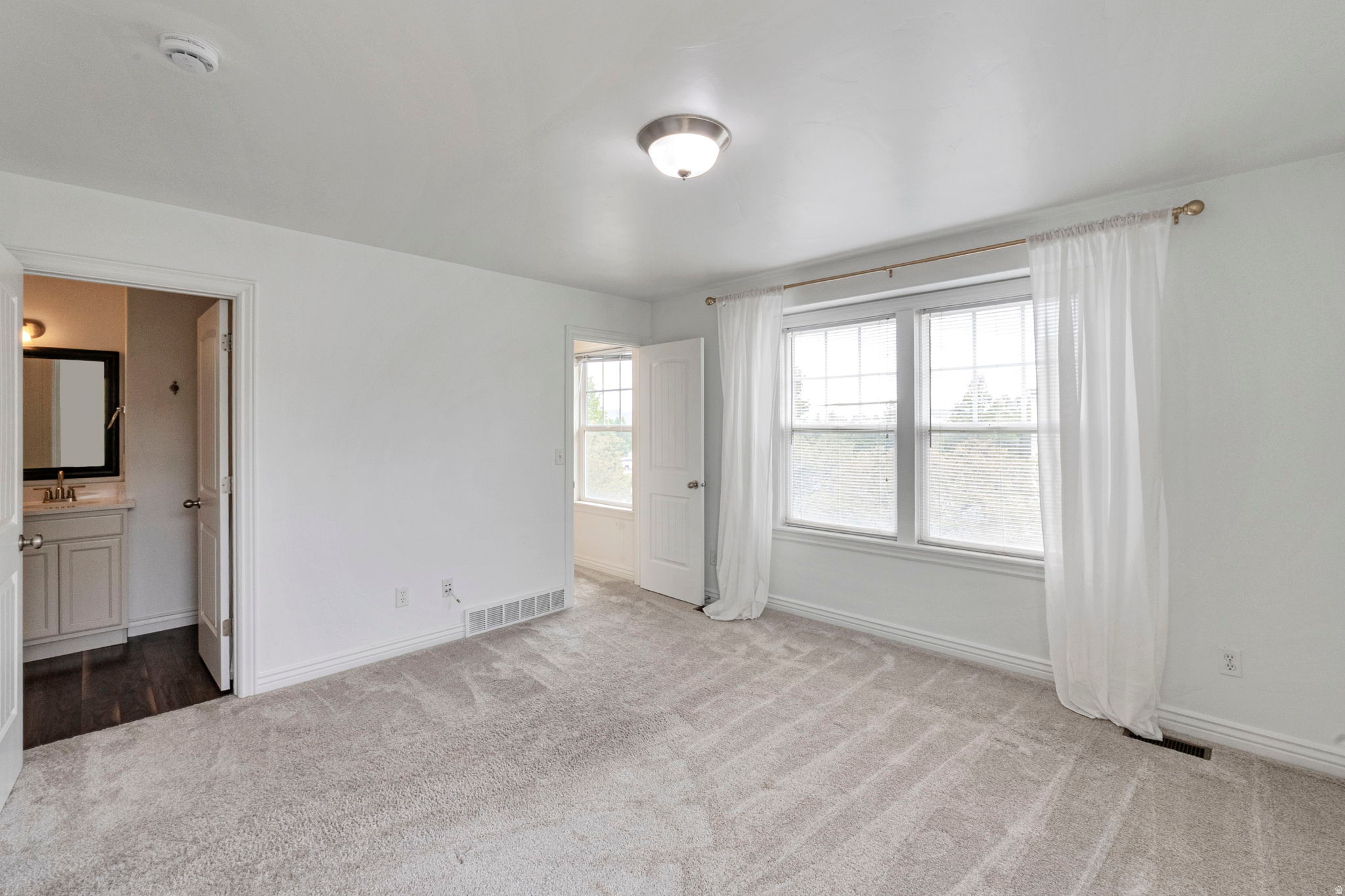 KENNECOTT - Residential
