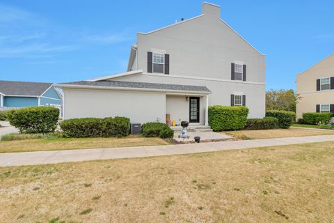 Tiny photo for 4536 W CAVE RUN LN, South Jordan, UT 84009 (MLS # 2158994)