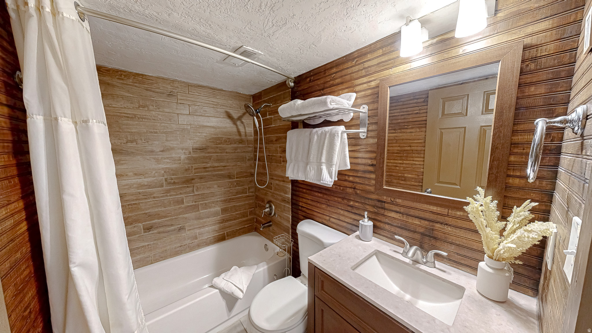 NEW CLAIM CONDOS - Residential