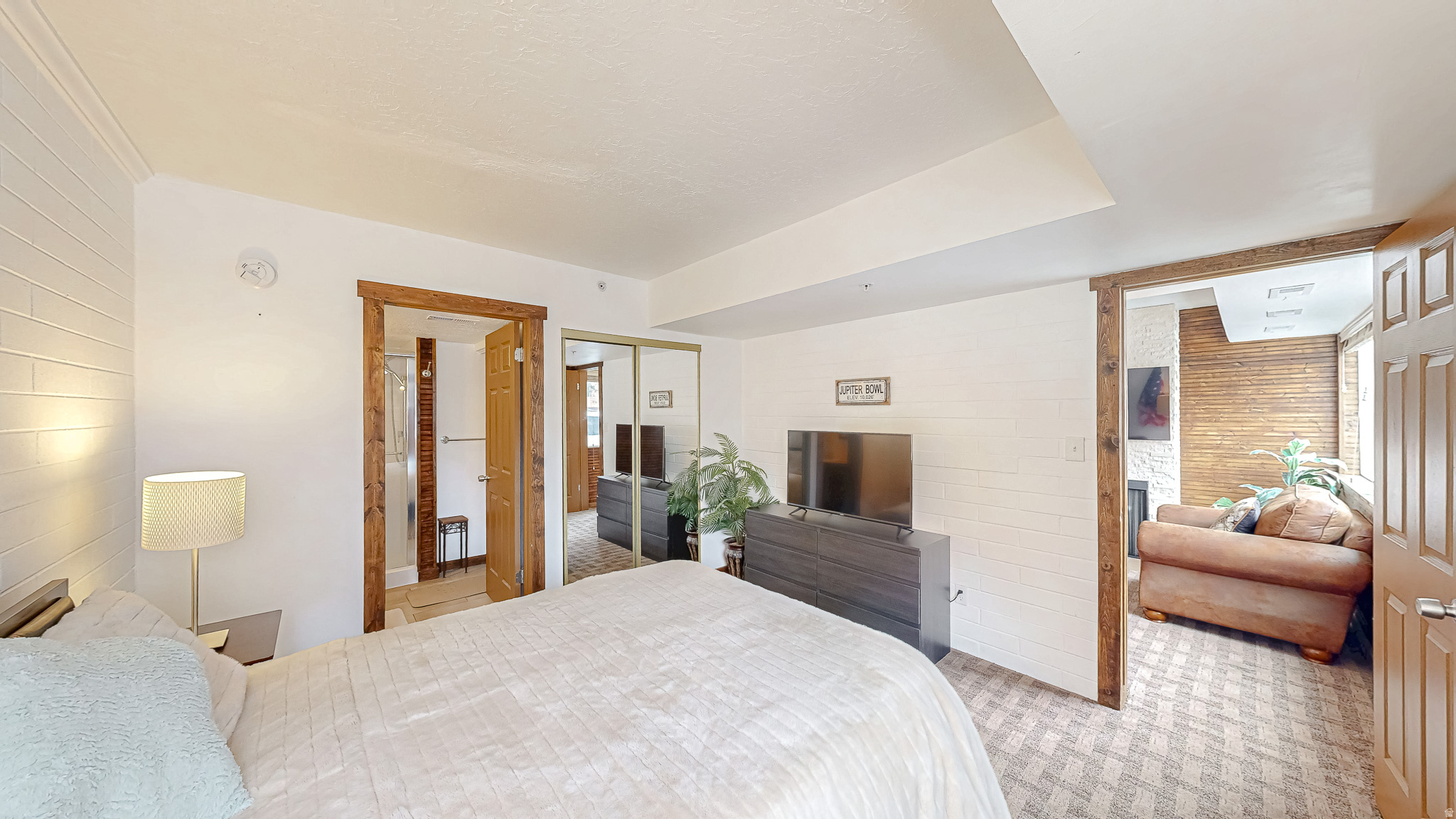 NEW CLAIM CONDOS - Residential