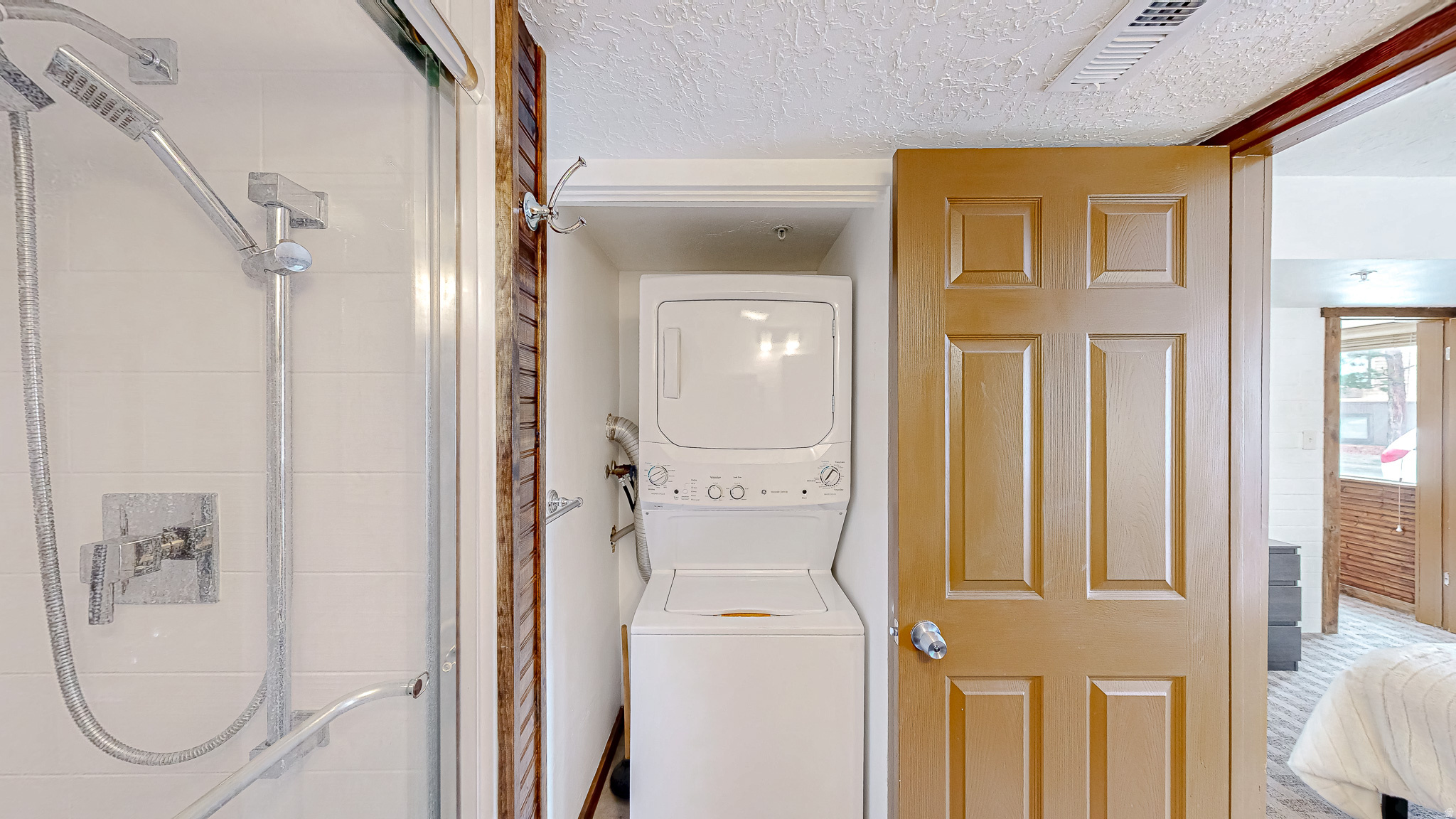 NEW CLAIM CONDOS - Residential