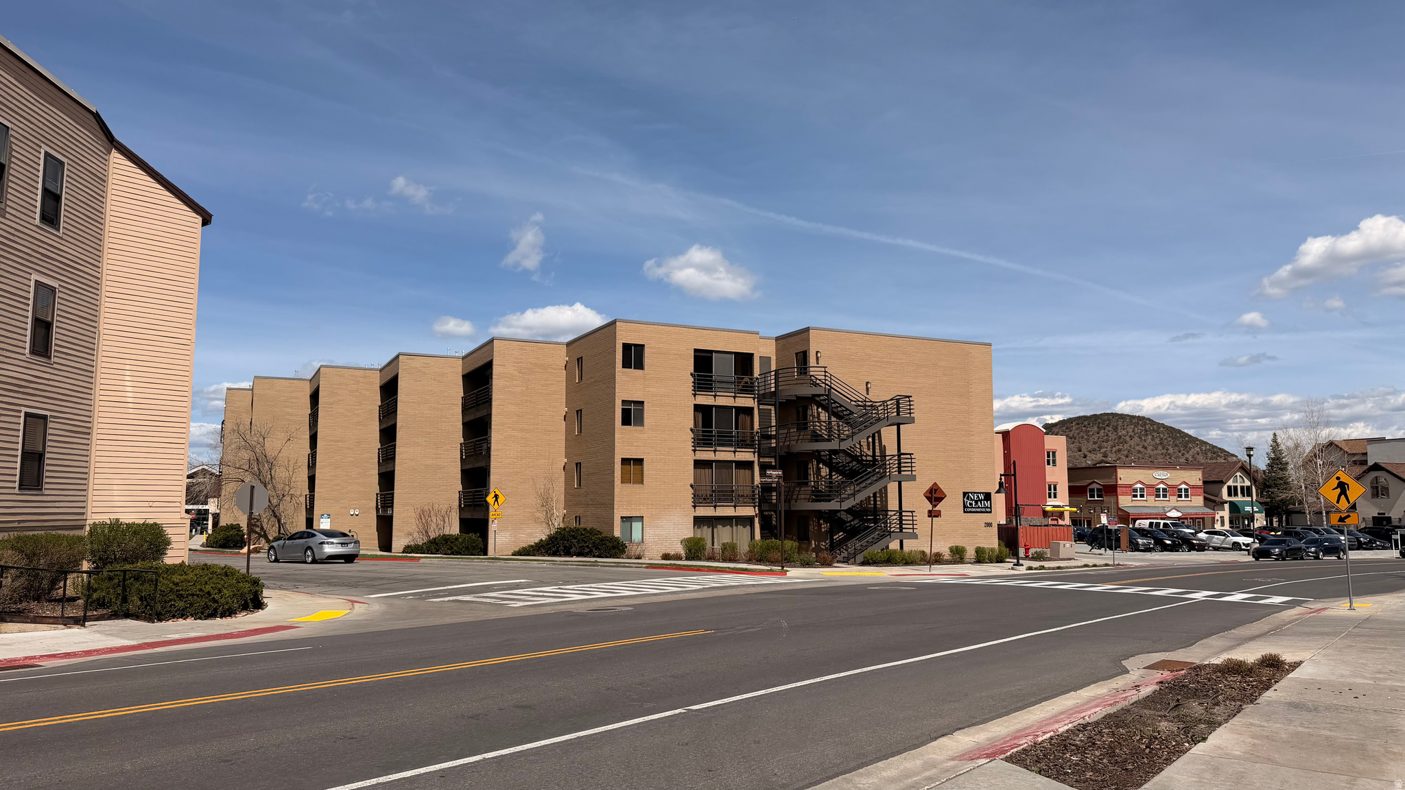 NEW CLAIM CONDOS - Residential